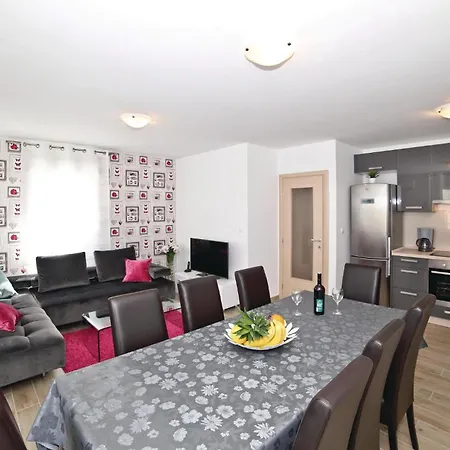 Zedno With Sea View 12 Trogir