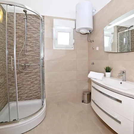 Holiday home Awesome Home In Zedno With Outdoor Swimming Pool *