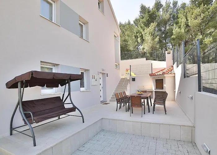 Zedno With Sea View 12 טרוגיר