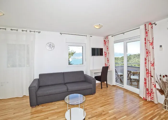 Zedno With Sea View 12 טרוגיר