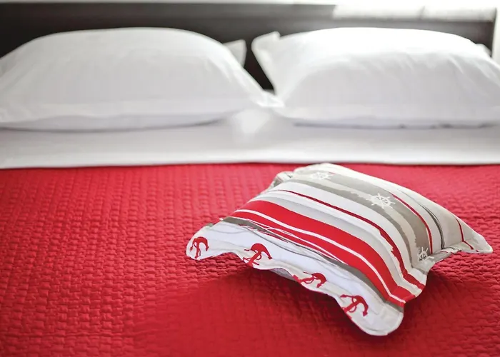 Zedno With Sea View 12 בית נופש