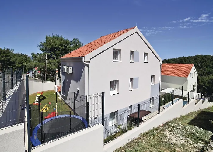 Zedno With Sea View 12 בית נופש